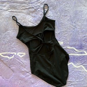 Twist back detail black leotard 🎀 balletcore ballerinacore 🎀